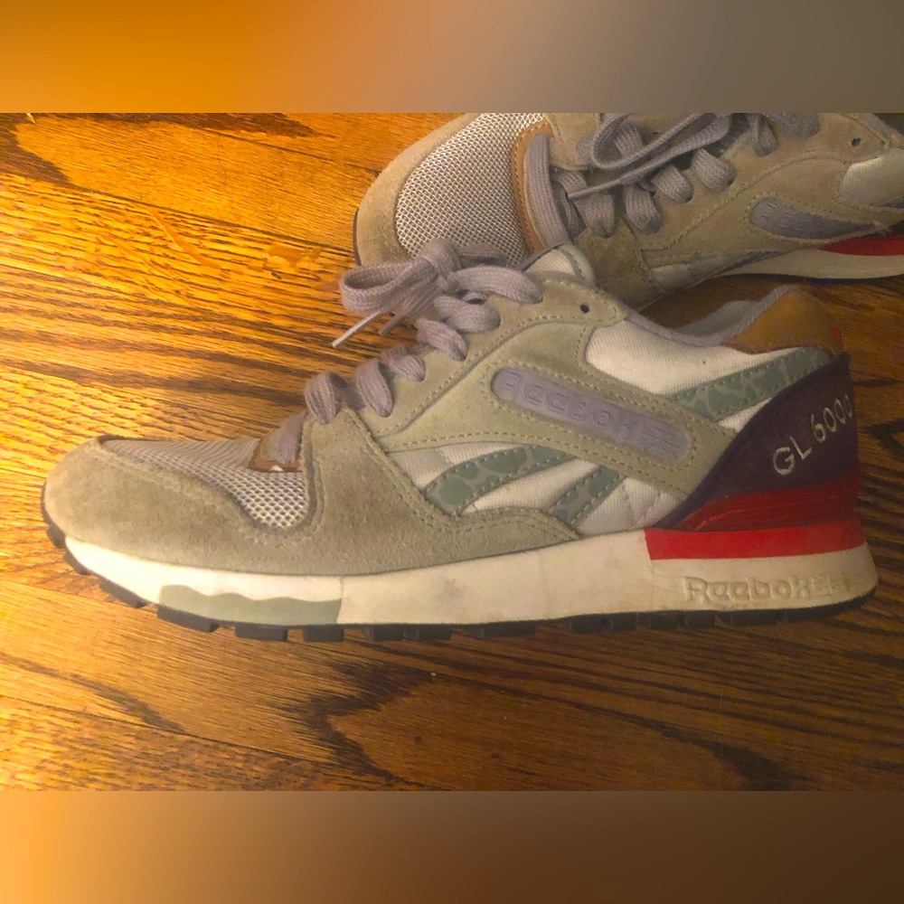 Super cute Reebok sneakers